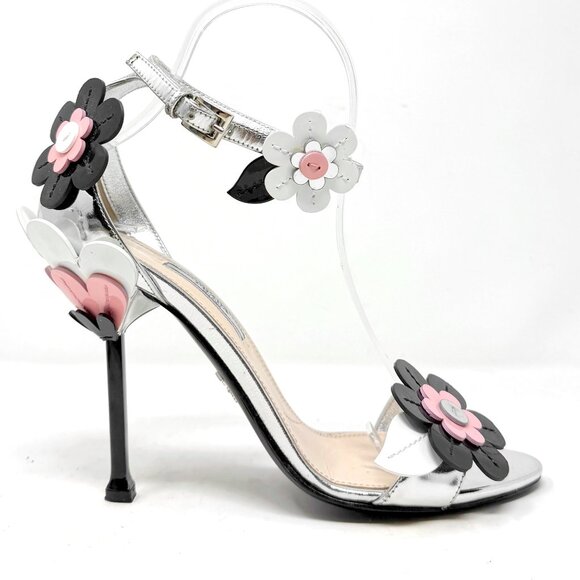 Prada Silver Floral Sandals 38 Patent Leather Heels Spring 2017 Runway Shoes - Picture 3 of 10